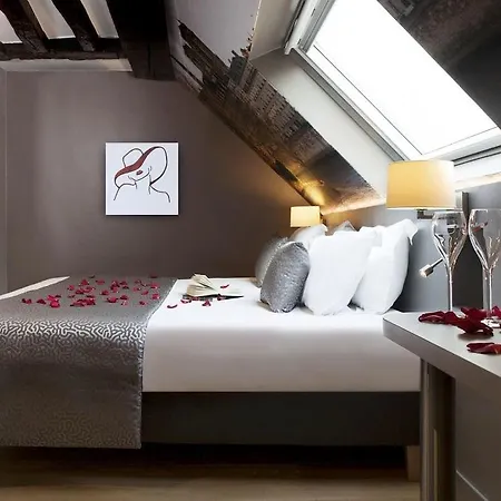 Theoreme Hotel 4*