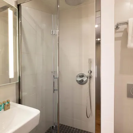 Hotel Theoreme