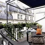 Theoreme Hotel